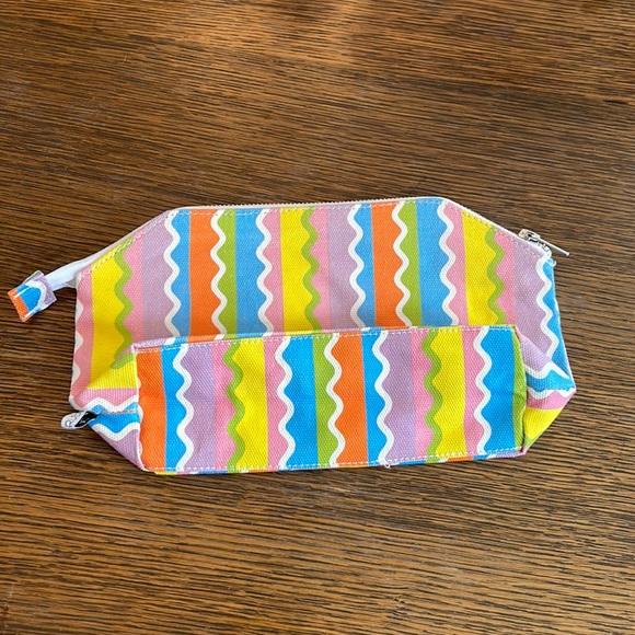 💕HP💕Olivia Rubin canvas pouch - Picture 8 of 9